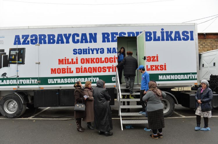 Qəbələdə onkoloji xəstəliklərlə bağlı tibbi müayinələr keçirilib -  FOTO