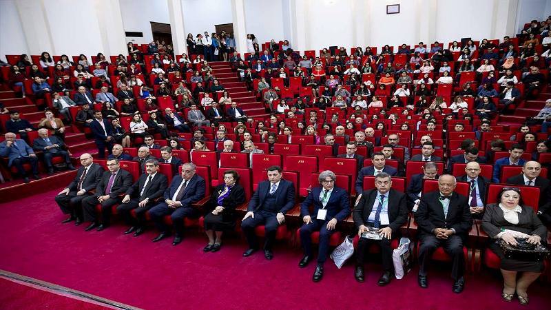 Bakıda V Beynəlxalq Tibb Konqresi keçirilir -  FOTOLAR