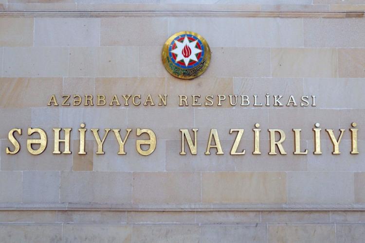 Keçmiş baş həkim Səhiyyə Nazirliyini məhkəməyə verdi  - SƏBƏB