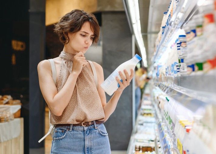 Yay aylarında yatmazdan öncə kefir için! –  Həkimlərdən məsləhət