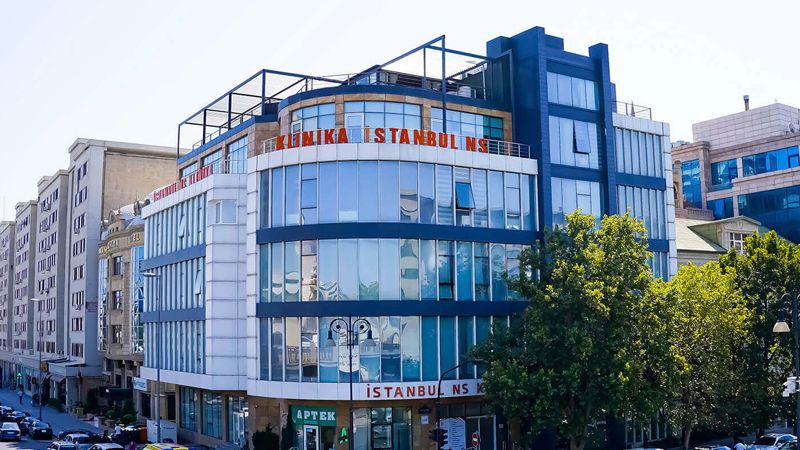 İstanbul Klinikası lisenziyadan  kənar fəaliyyətlə məşğul olub?