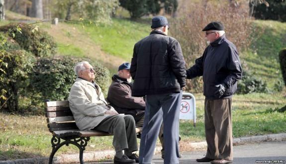 Azərbaycanda pensiya yaşı azaldılır? -  Rəsmi CAVAB