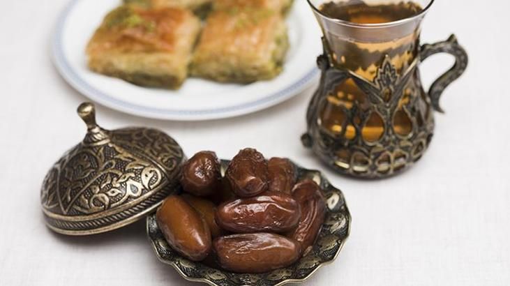 Ramazanın dördüncü gününün duası -   İmsak və iftar vaxtı