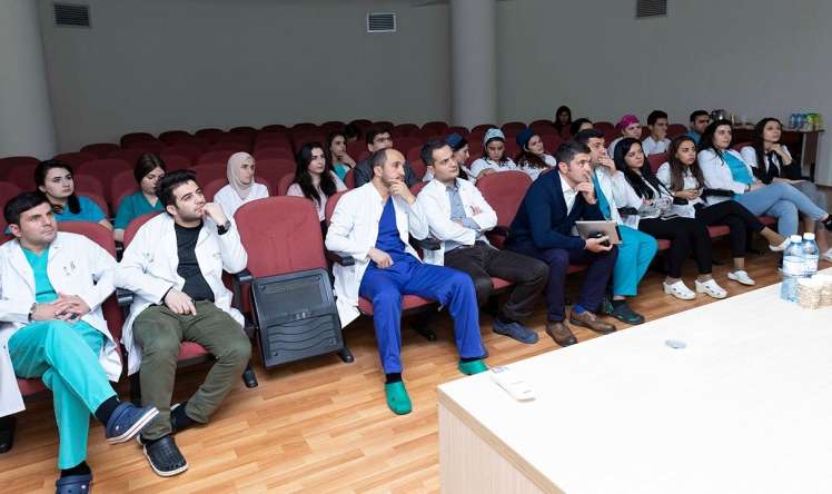 Qulaqcıq səyirməsi zamanı yeni müalicə üsulları və onların tətbiqinə dair seminar keçirilib  