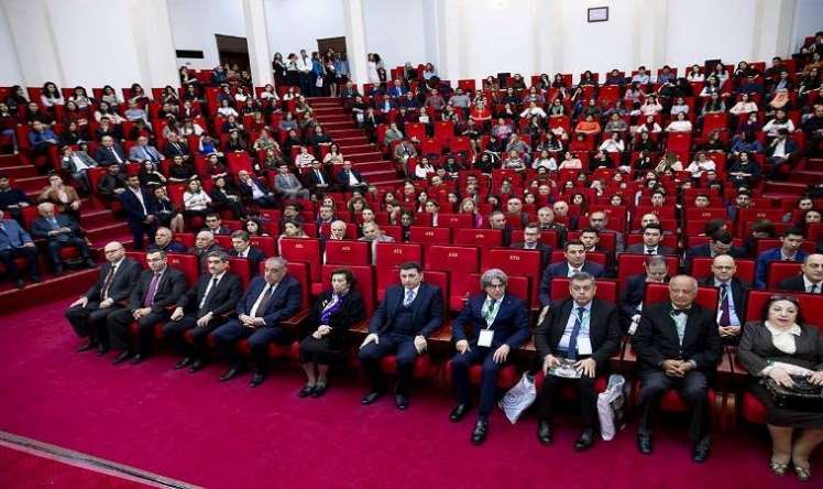 Bakıda V Beynəlxalq Tibb Konqresi keçirilir -  FOTOLAR