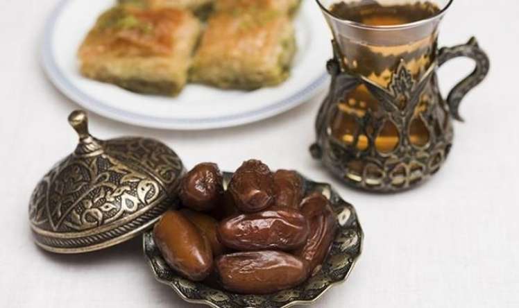 Ramazanın dördüncü gününün duası -   İmsak və iftar vaxtı